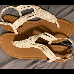 American Eagle Sandals